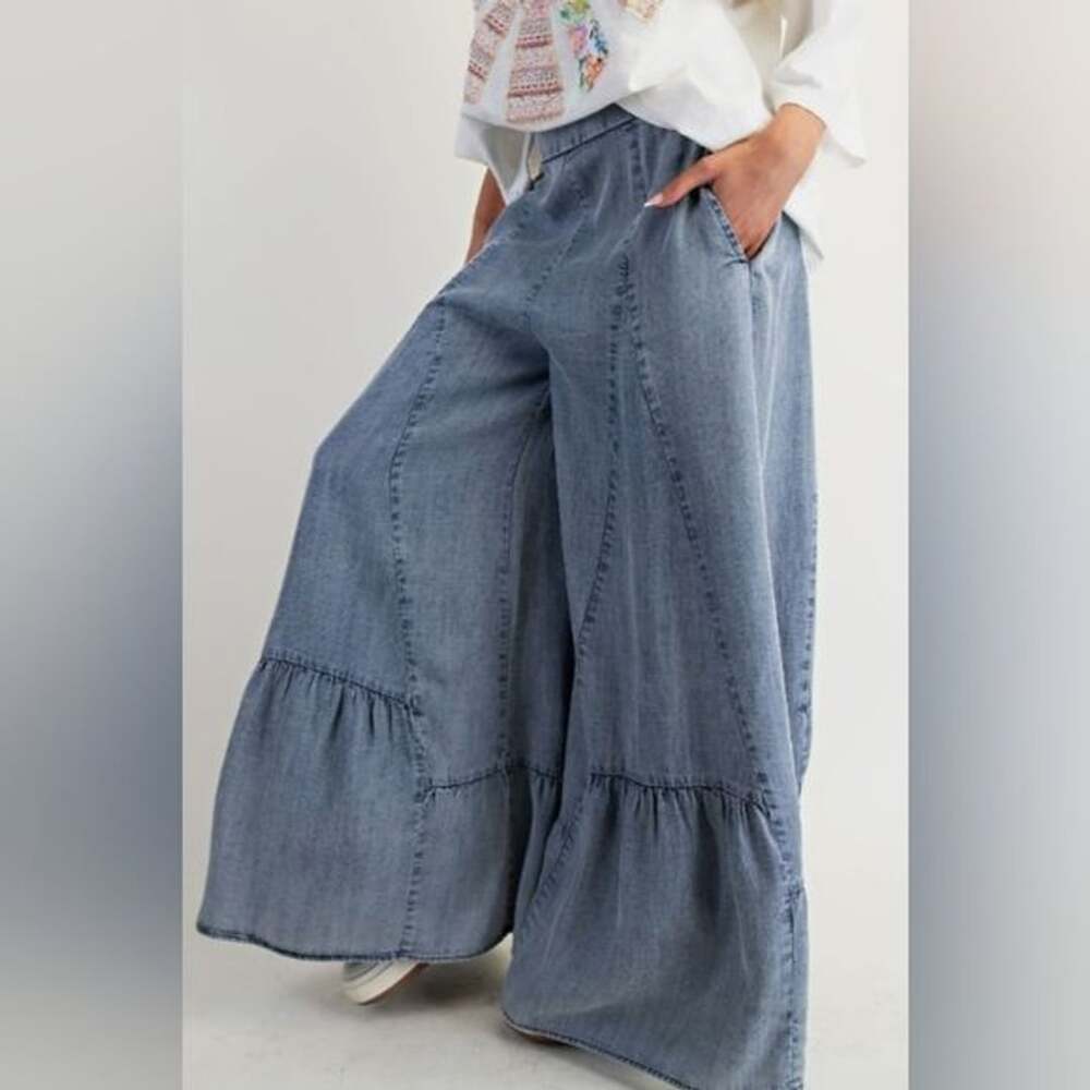 Easel Women’s Washed Denim Palazzo Pants Ruffle Hem Wide Leg Size L